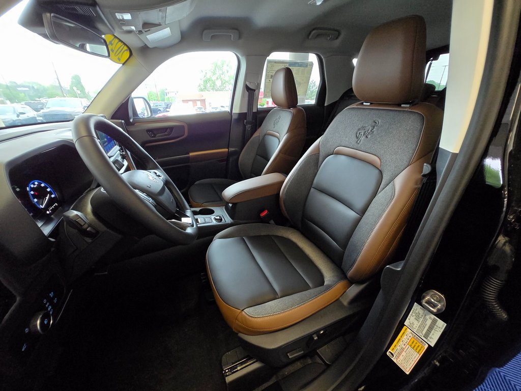 New 2024 Ford Bronco Sport Outer Banks w/ Tech Package AWD/4WD image 8