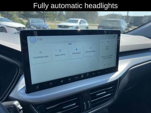 Used 2024 Ford Escape Platinum w/ Premium Technology Package image 19