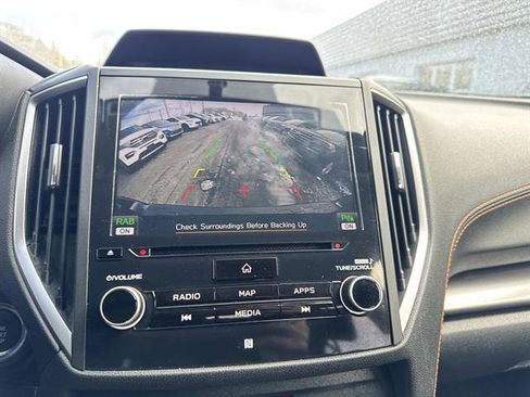 Used 2019 Subaru Crosstrek 2.0i Limited w/ Moonroof Package w/Navigation image 15