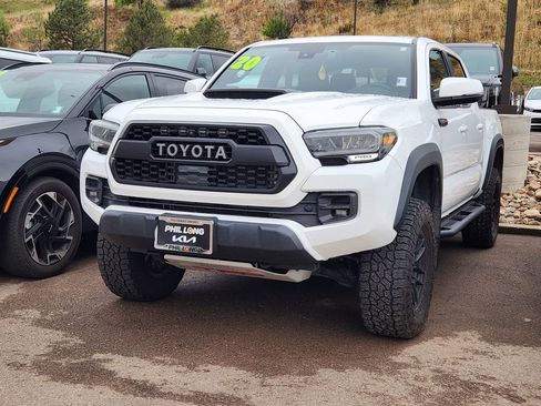 Used 2020 Toyota Tacoma 4x4 Double Cab image 9