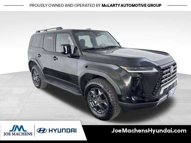 Used 2024 Lexus GX 550 AWD/4WD image 3
