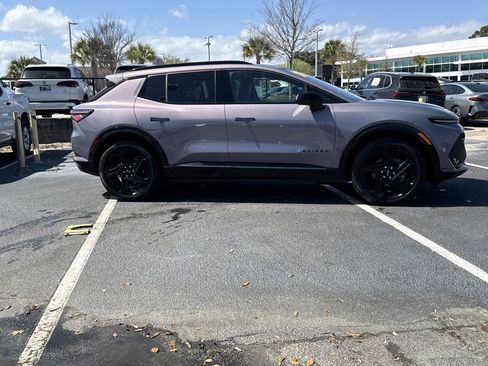 Used 2024 Chevrolet Equinox EV RS image 20
