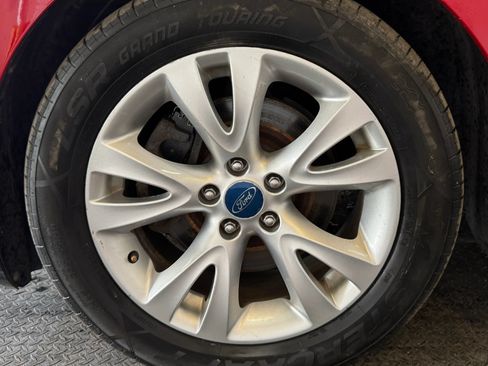 Used 2010 Ford Taurus SEL FWD image 28