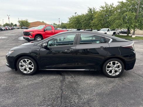 Used 2017 Chevrolet Volt Premier FWD image 6