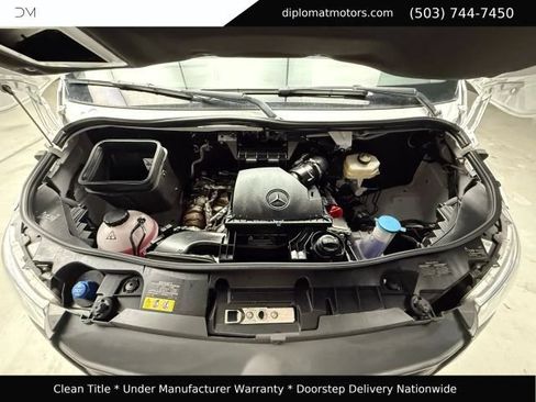 Used 2024 Mercedes-Benz Sprinter 2500 image 41