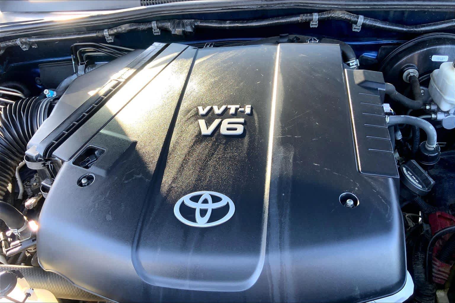 Used 2014 Toyota Tacoma PreRunner w/ Limited Package RWD image 31
