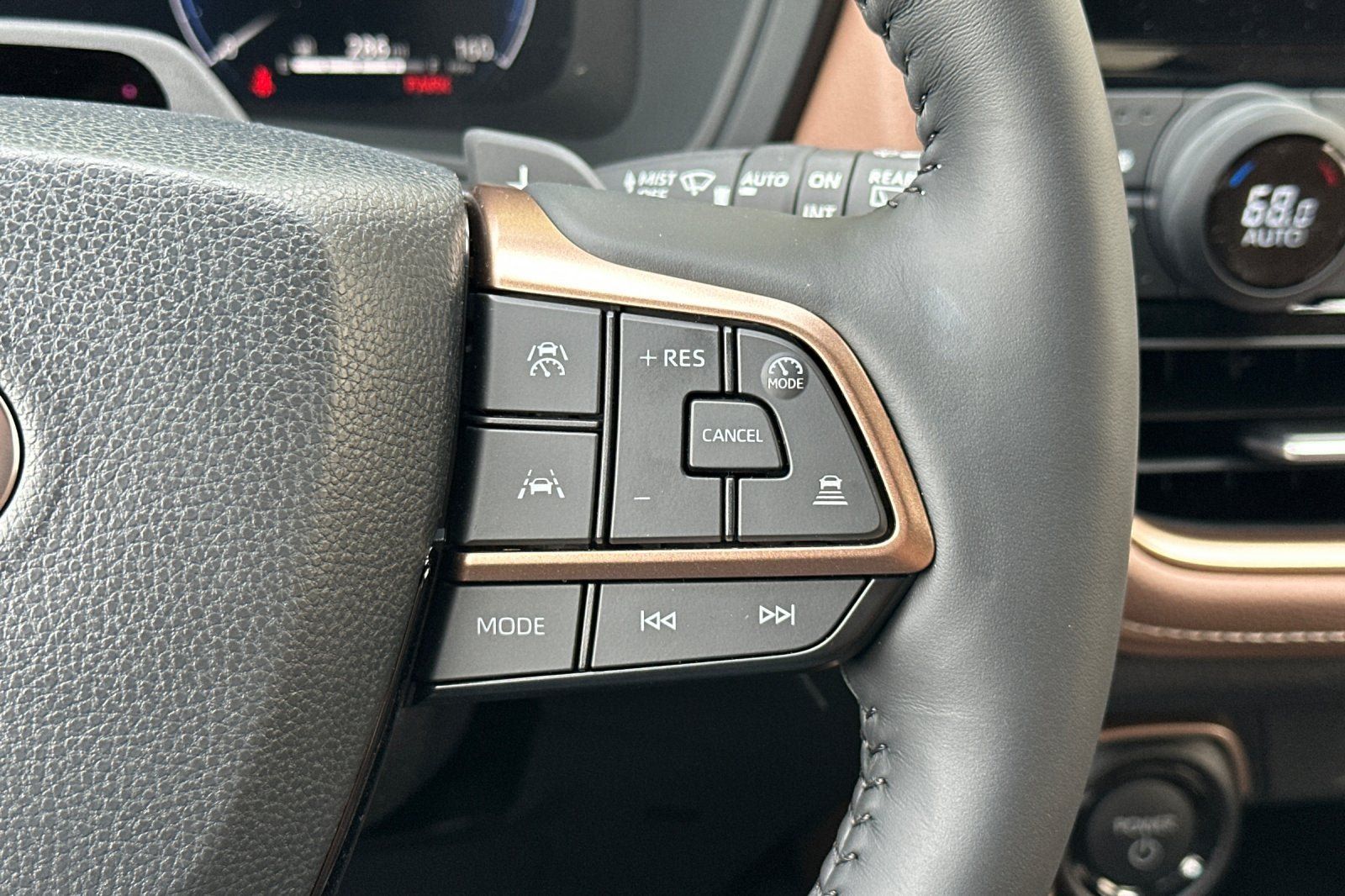 New 2026 Toyota Grand Highlander AWD Hybrid image 28