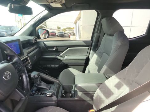 Used 2024 Toyota Tacoma SR image 17