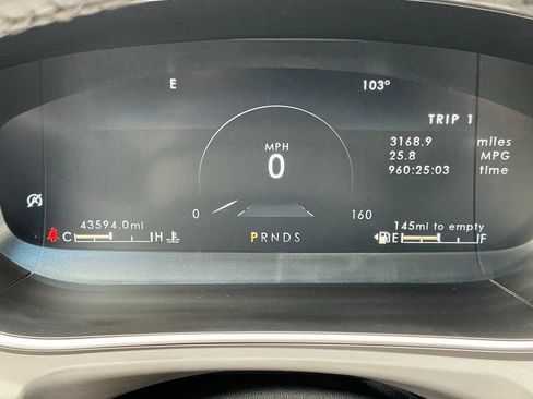 Used 2020 Lincoln Nautilus Reserve w/ Equipment Group 201A AWD/4WD image 32