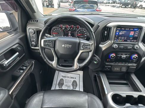 Used 2022 Chevrolet Silverado 1500 LT Trail Boss w/ Convenience Package II image 17