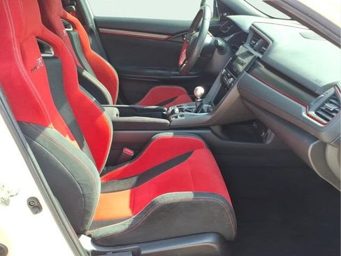 Used 2018 Honda Civic Type R image 22