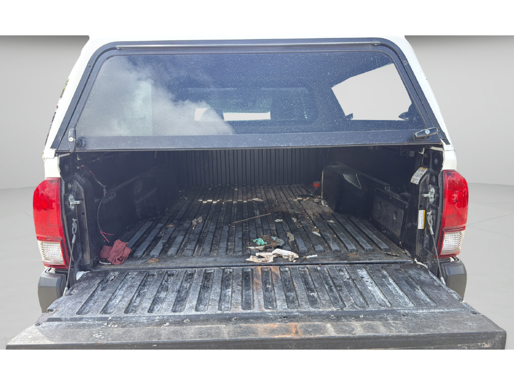 Used 2023 Toyota Tacoma SR RWD image 33