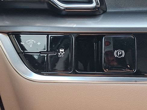 Used 2023 Kia Sportage EX AWD/4WD image 26