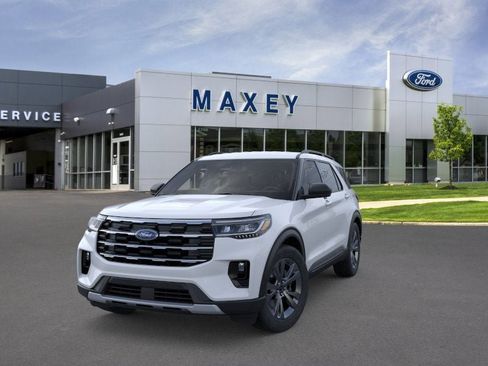 New 2026 Ford Explorer Active image 2