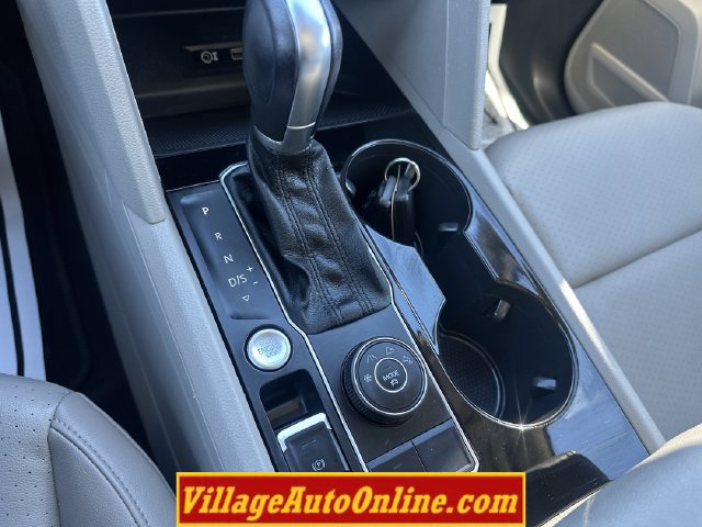 Used 2018 Volkswagen Atlas SEL AWD/4WD image 24