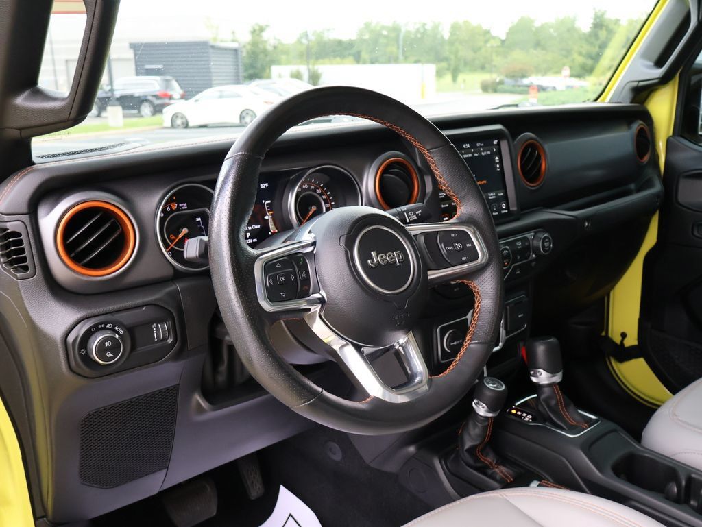 Used 2023 Jeep Gladiator Mojave w/ LED Lighting Group AWD/4WD image 19