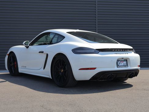 Used 2025 Porsche 718 Cayman GTS RWD image 3