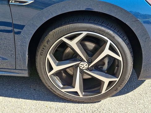 Used 2020 Volkswagen Passat 2.0T R-Line FWD image 9