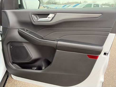 Used 2023 Ford Escape Active w/ Tech Pack #2 image 9