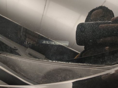 Used 2021 Nissan Rogue Sport SV image 33