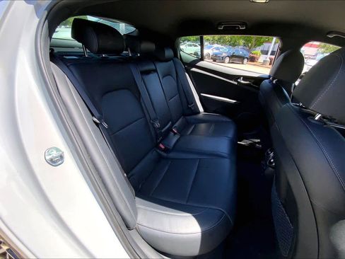 Used 2022 Kia Stinger GT-Line RWD image 19