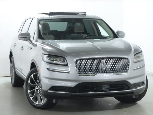 Used 2023 Lincoln Nautilus Reserve w/ Equipment Group 201A AWD/4WD image 2