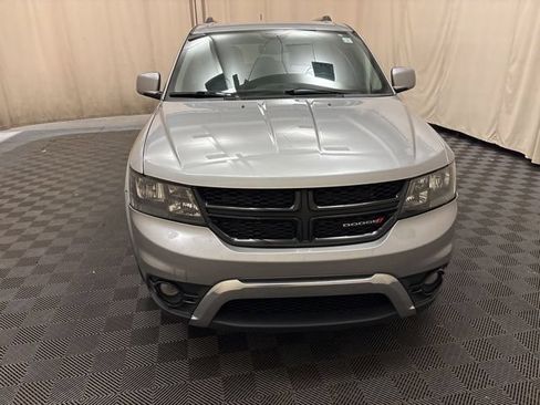 Used 2017 Dodge Journey Crossroad FWD image 2