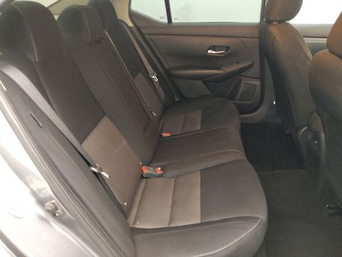 Used 2020 Nissan Sentra SV FWD image 19