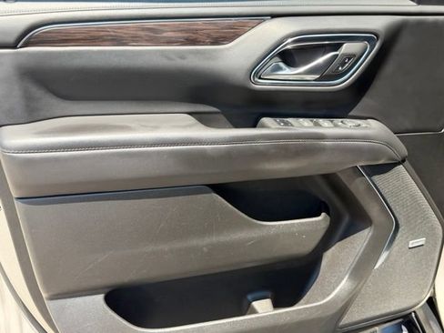 Used 2023 Chevrolet Tahoe Z71 AWD/4WD image 11