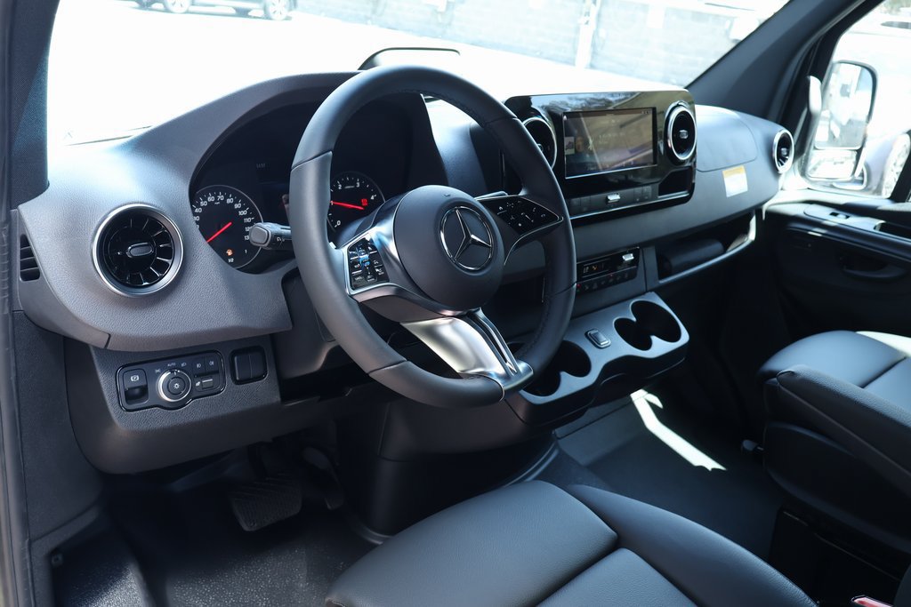 New 2026 Mercedes-Benz Sprinter 2500 image 3