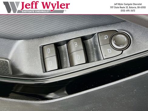 New 2026 Chevrolet Equinox LT FWD image 21