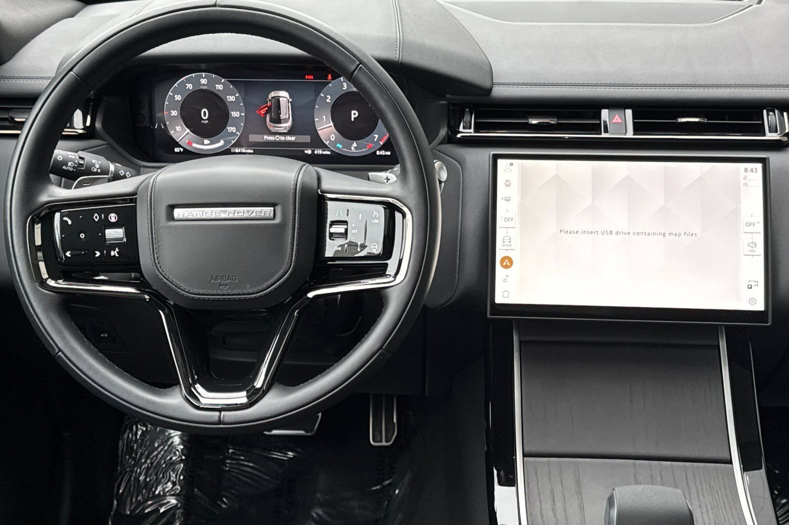 Certified 2026 Land Rover Range Rover Velar Dynamic SE AWD/4WD image 15