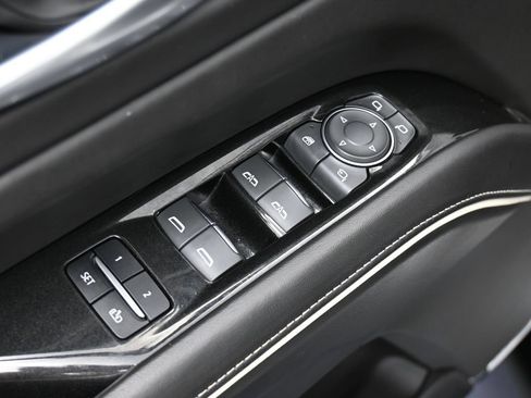 Used 2023 Cadillac Escalade V AWD/4WD image 20