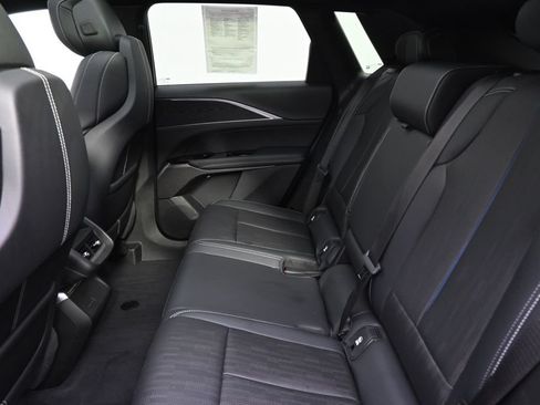 Certified 2024 Cadillac Lyriq Sport w/ LPO, Floor Liner Package AWD/4WD image 21