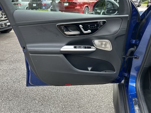 Certified 2025 Mercedes-Benz GLC 300 image 18