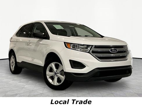 Used 2018 Ford Edge SE FWD image 3