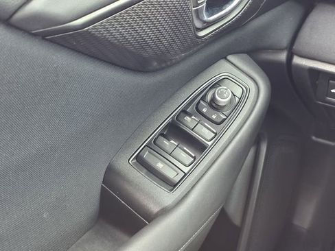 Used 2022 Subaru Legacy Premium AWD/4WD image 16