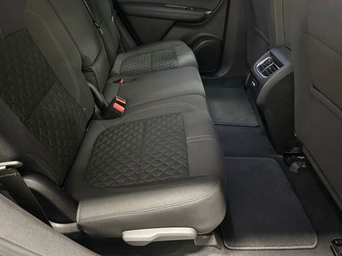 Used 2022 Chevrolet Blazer LT AWD/4WD image 47
