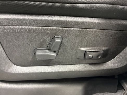 New 2026 RAM 2500 Limited image 10