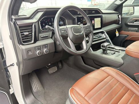 Used 2023 GMC Sierra 1500 Denali Ultimate AWD/4WD image 26