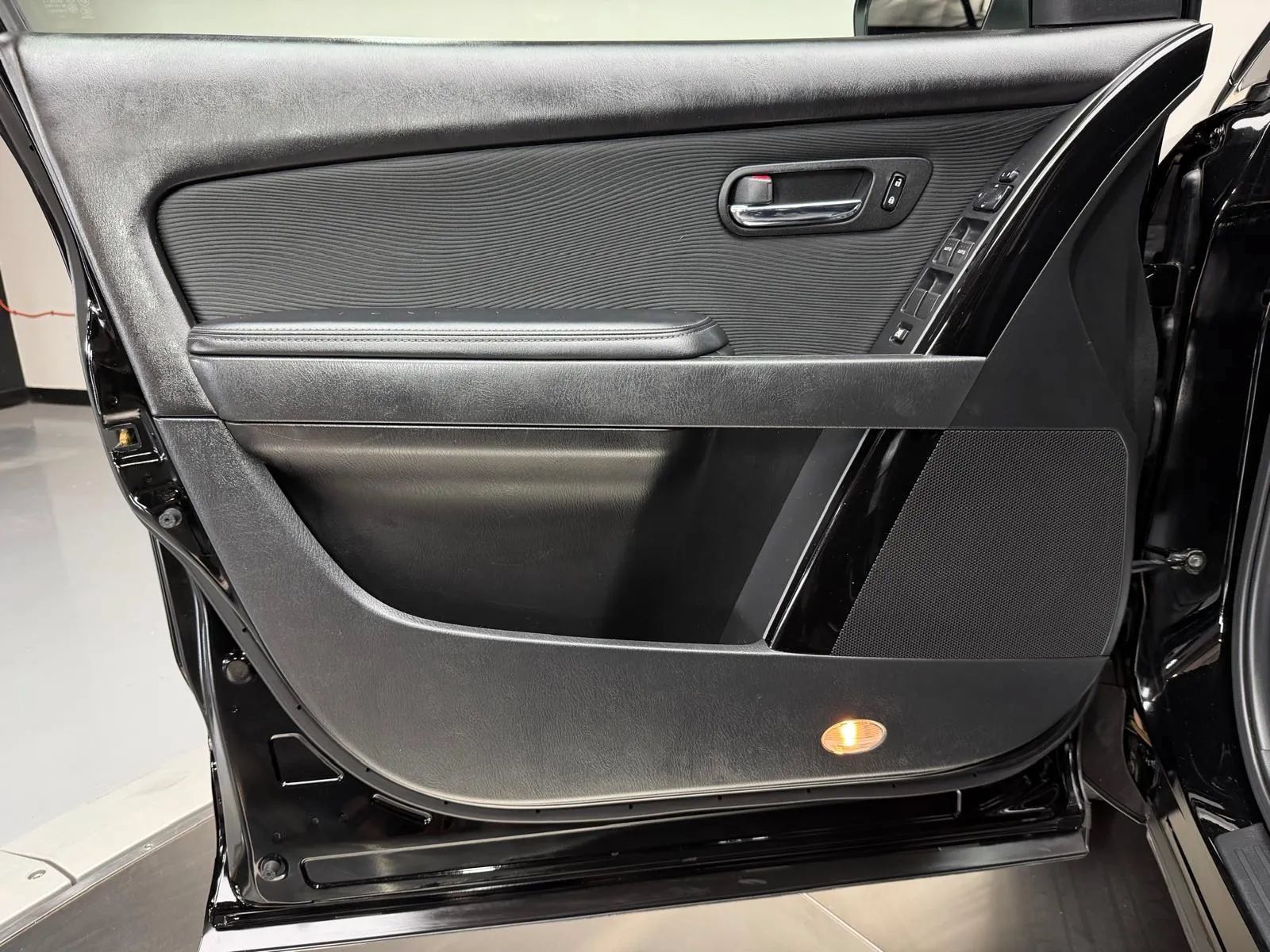 Used 2011 MAZDA CX-9 Sport FWD image 26