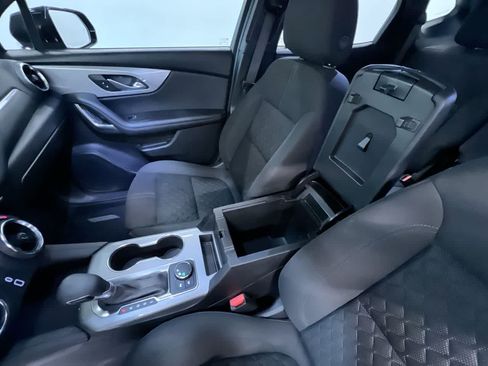 Used 2022 Chevrolet Blazer LT FWD image 29