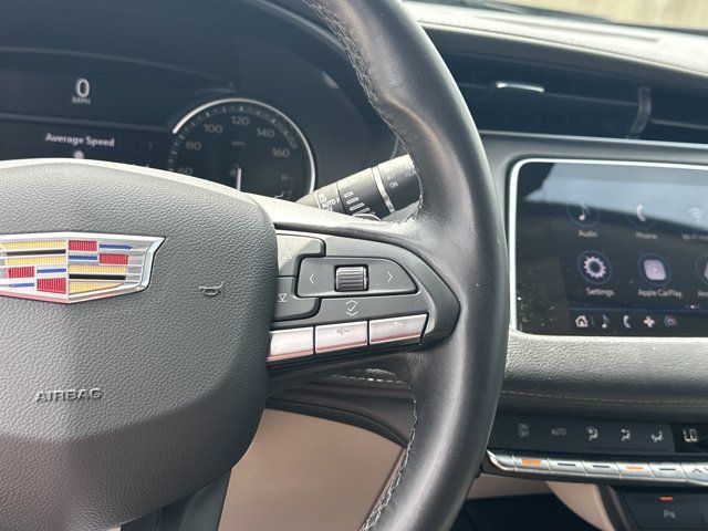 Used 2022 Cadillac XT4 Premium Luxury w/ Safety Alert Package AWD/4WD image 27