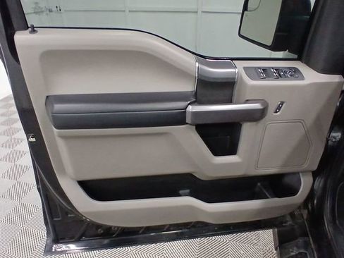 Used 2020 Ford F150 XLT w/ Equipment Group 302A Luxury AWD/4WD image 11