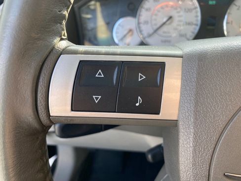 Used 2008 Chrysler 300 C w/ Protection Group II image 35