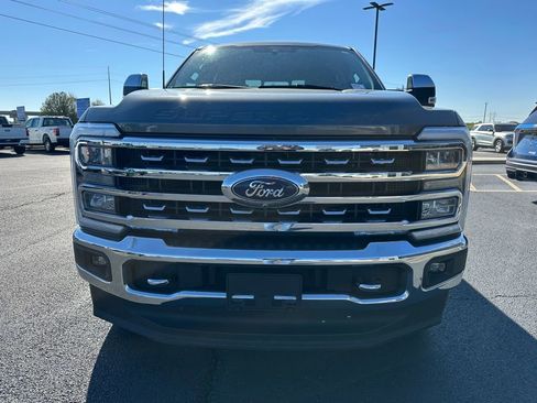 Certified 2024 Ford F250 Lariat w/ Chrome Package image 3