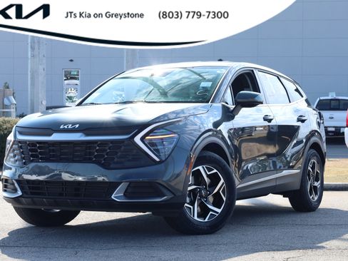 Used 2024 Kia Sportage LX image 1