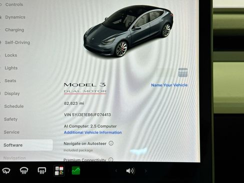 Used 2018 Tesla Model 3 Performance AWD/4WD image 33