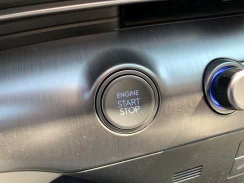 Certified 2025 Hyundai Kona SEL AWD/4WD image 25