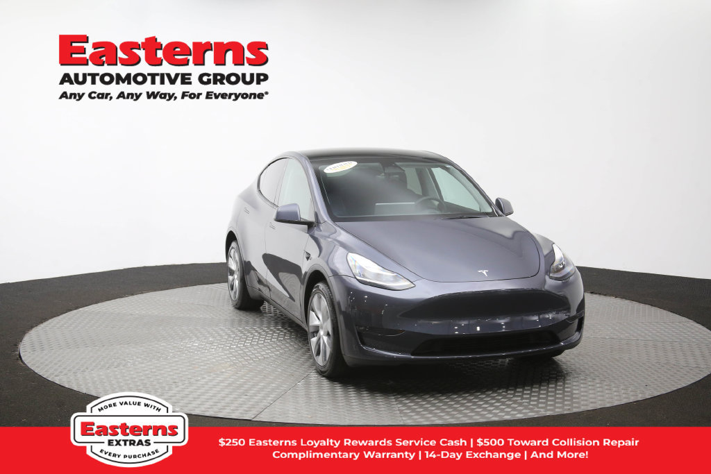 Used 2023 Tesla Model Y Long Range AWD/4WD image 46
